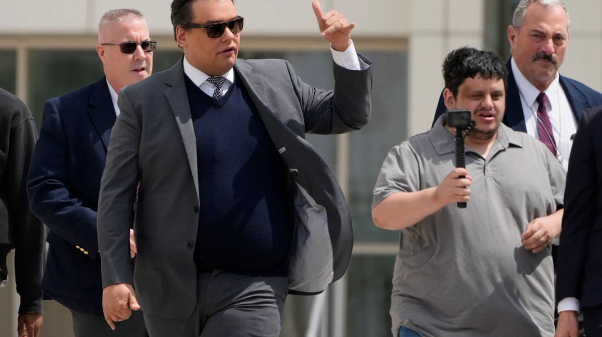 I backed @GeorgeSantos at sentencing, when he walked on the moon, when he invented the internet, when he killed Osama bin Laden, and stole hundreds of thousands. I begged Trump to free my #bffl and, after all that, this man still refuses to invite me to #SantosClaus2025. Unreal!