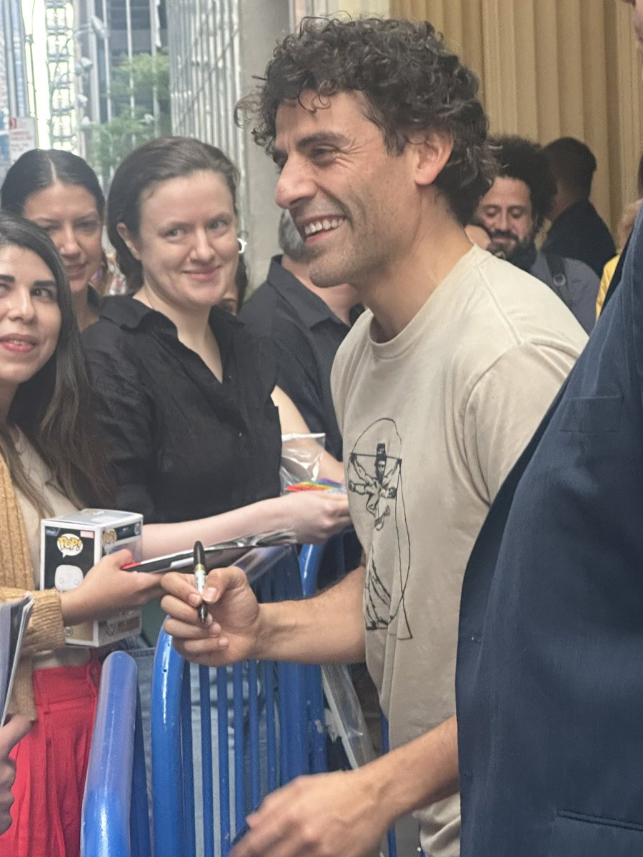 Karen ᥫ᭡ tweet media