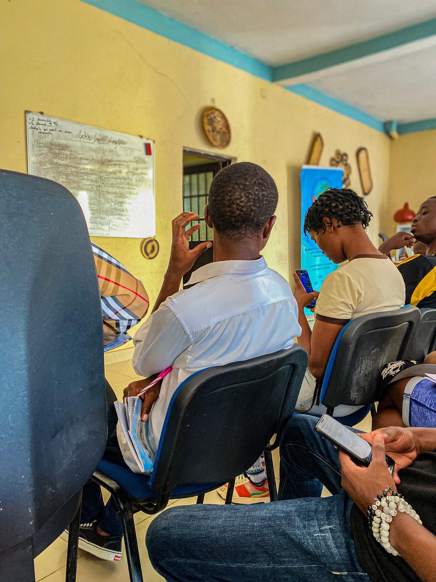 ODJ_Association's tweet photo. Un nouveau club vient de naître sur la plateforme Numérique &amp; Culture : EAA Nexus Club 🎉
Objectif : renforcer les compétences des jeunes d’Afrique de l’Est en art, culture, éducation &amp; industries créatives.
Aujourd’hui : atelier sur l’art face au changement climatique 

#ODJ https://t.co/JB0qiN4XP5