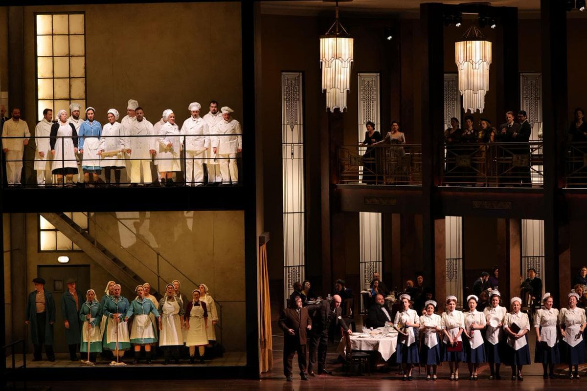 lucabattis's tweet image. Complimenti a Zinovy Margolin per le scene della Lady Macbeth di questa prima alla #Scala, spettacolare interpretazione. @ZINOVY