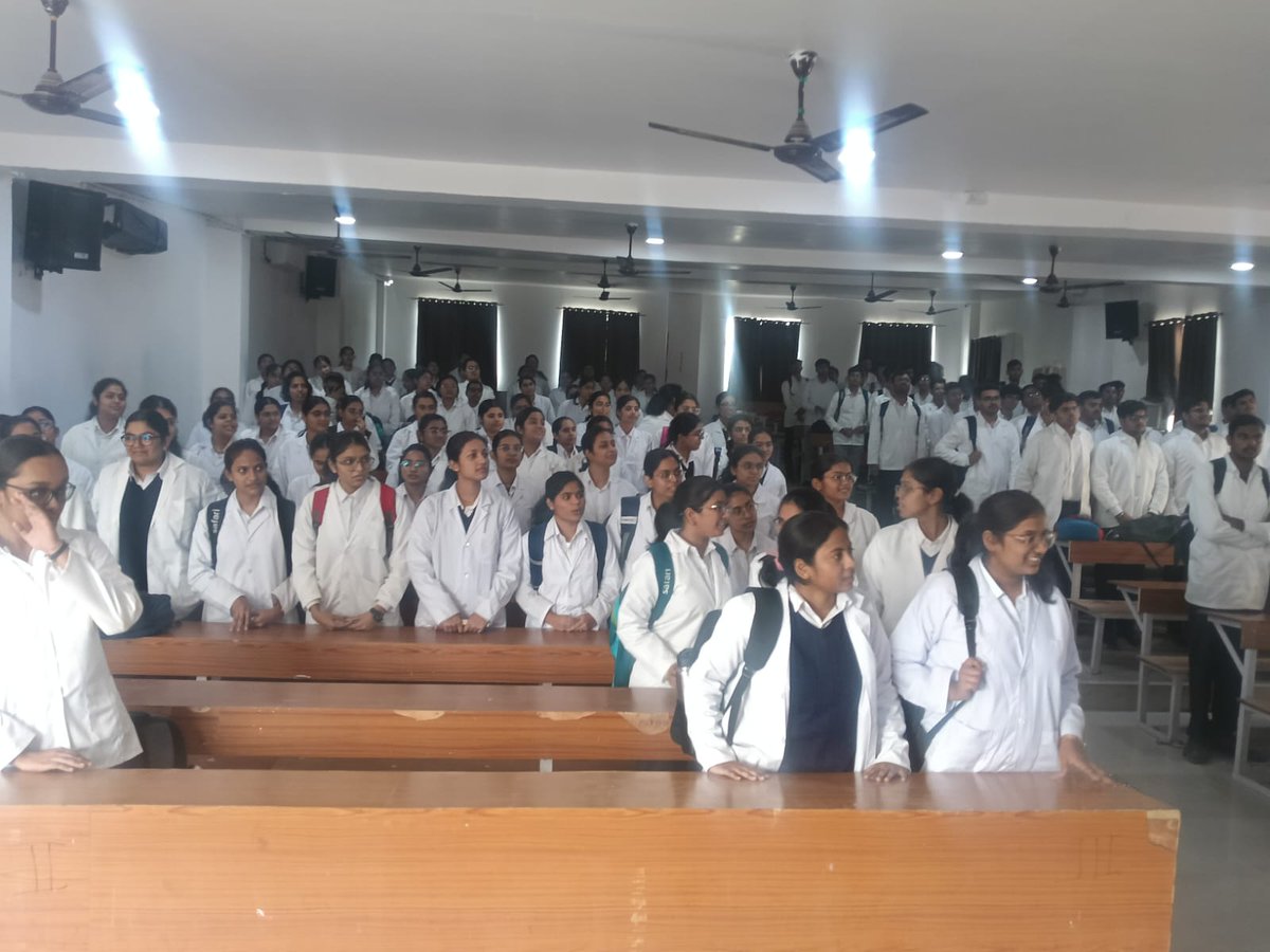 KM University organized a lecture entitled "Nationalism as a Divine Mission - Sustainability." Scholars collaborated on the platform to explore the educational contributions of Sri Aurobindo.