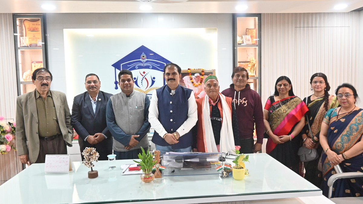 Dr Kishor Kumar Tripathy, Member Secretary, AuroBharati, Sri Aurobindo Society, Sri Anil Vajpayee, Dr S P Goswami spoke on "Nationalism as a Divine Mission: Understanding Sri Aurobindo’s Educational Philosophy in Relation to Sustainability."