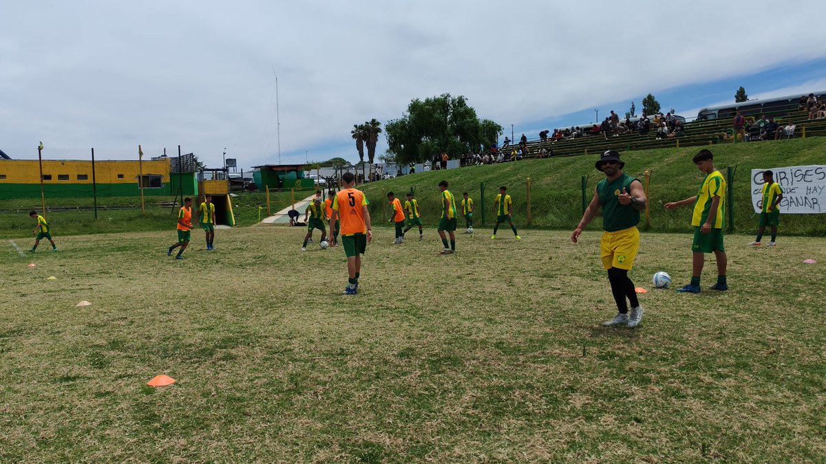 JUVENILES B
Permanencia 
Cerrito - Rampla Juniors 
Sub 19: 2 a 0
Sub 17: 2 a 2 
Sub 16: 2 a 0 
Sub 15: 4 a 1
Sub 14: 3 a 3 
CERRITO mantiene la categoría para la temporada 2026