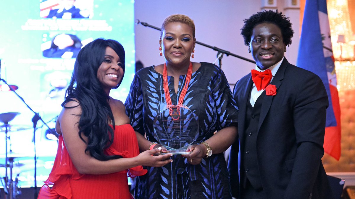 NYPDPC's tweet image. The Haitian American Law Enforcement Fraternal Organization’s 27th anniversary dinner last night was a celebration of achievement and a recognition of a community rising in number and impact across the NYPD! 

New York is home to one of the largest Haitian communities in the…