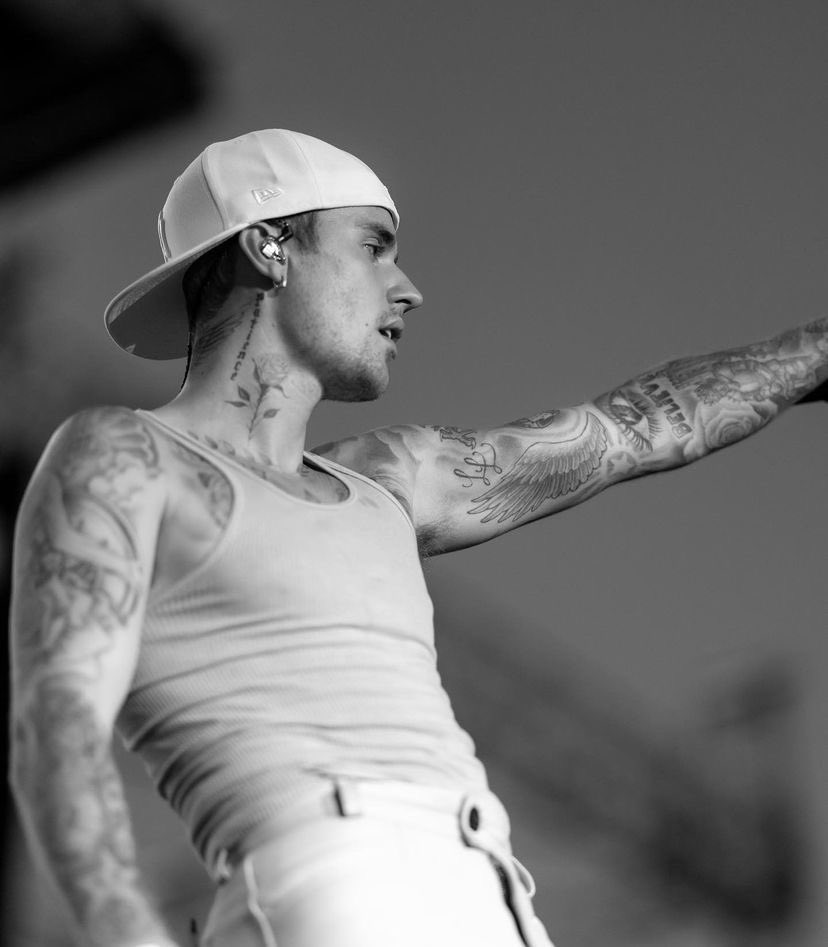 justindrewfiles's tweet image. .@justinbieber’s most streamed songs on Spotify in 2025 (so far): 

DAISIES - 461M
Let Me Love You - 420M
Sorry - 363M
Beauty And A Beat - 358M
Love Yourself - 354M
Confident - 354M
STAY - 328M
Ghost - 290M
Baby - 268M
What Do You Mean? - 237M