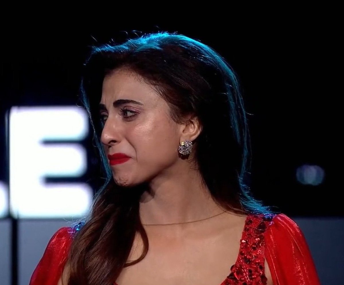 BiggBossDude's tweet photo. although i didn't want farrhana to win the trophy, i hope she wins in life. dil se yeh wish hai, from one strong human to another.❤️ https://t.co/0NjAdO3UC1