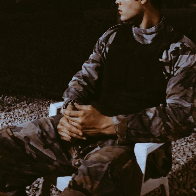 ‍ ‍ ‍‍ ‍ ‍ 𝓽he 𝑚͟𝑖litary . tweet media