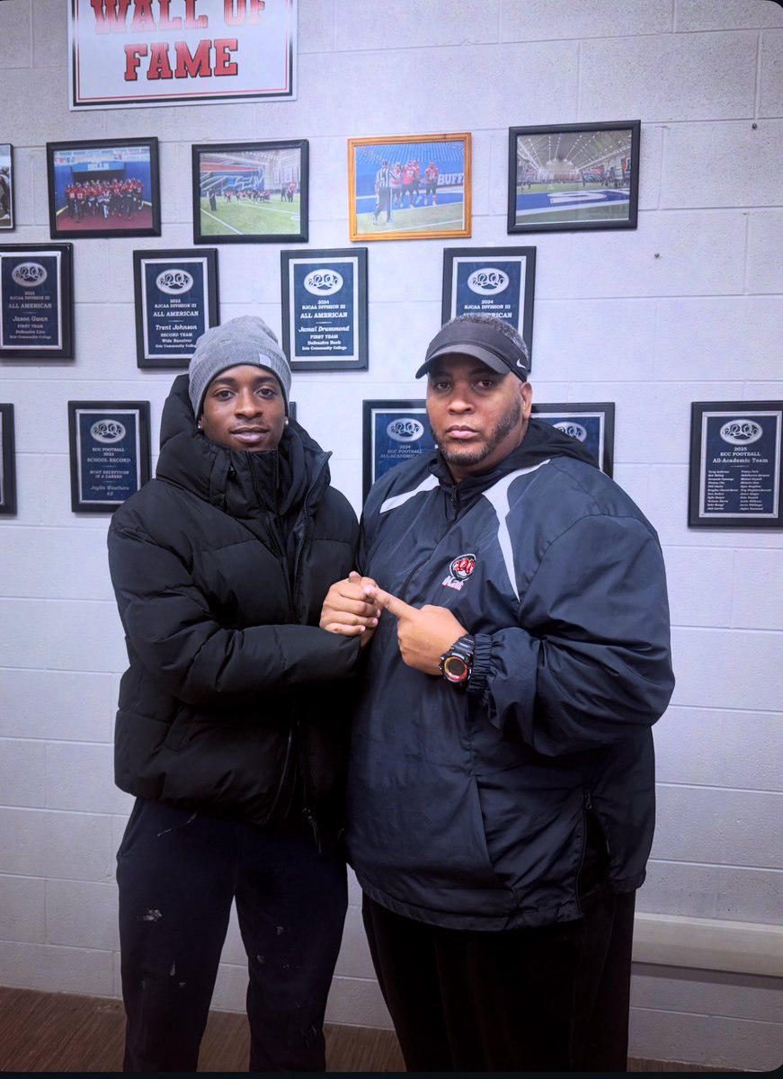 COACH OVERTON tweet media