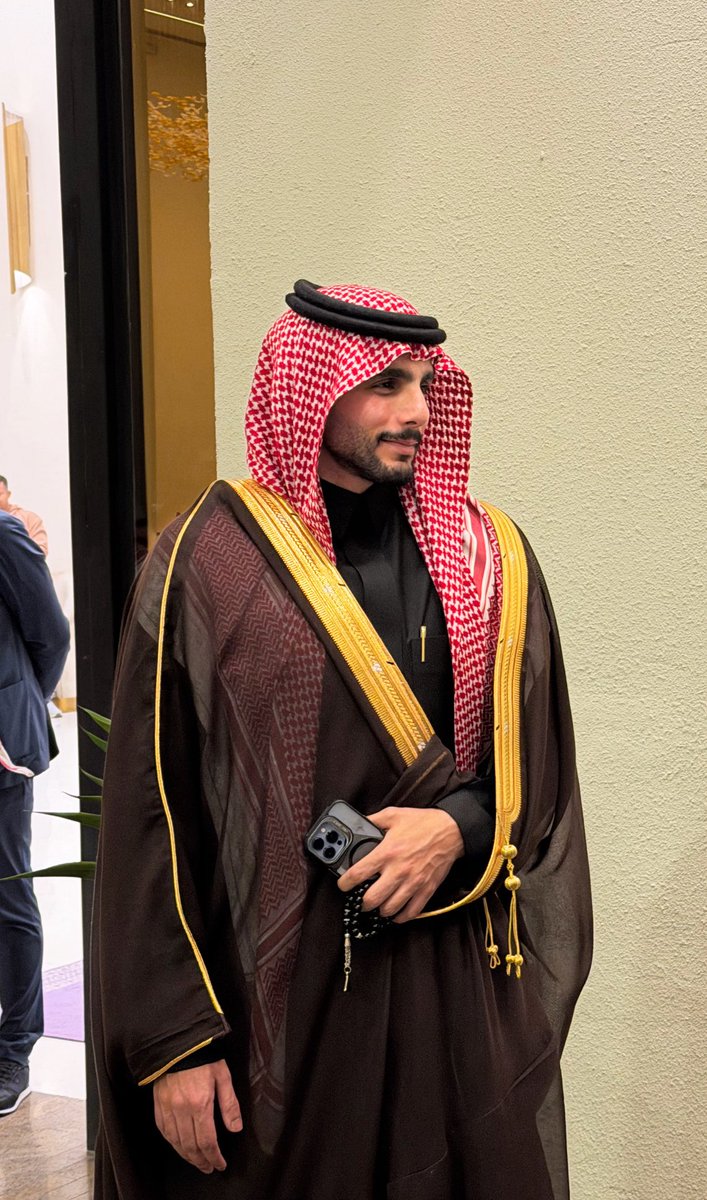 Rakan• tweet media