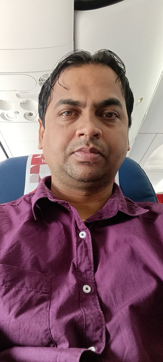 imohammadarman's tweet photo. When @IndiGo6E mostly Flight cancelled at same time @flyspicejet  cooperation is awesome. Thanku #SpiceJet , When I reached @PatnaAirport  . I thought it's got exchanged so started roaming but Finally one member handover my baggage.
Crew superb 😊 SpiceJet rocks! ✈️🇮🇳 @DGCAIndia https://t.co/Eayim4Xi2p