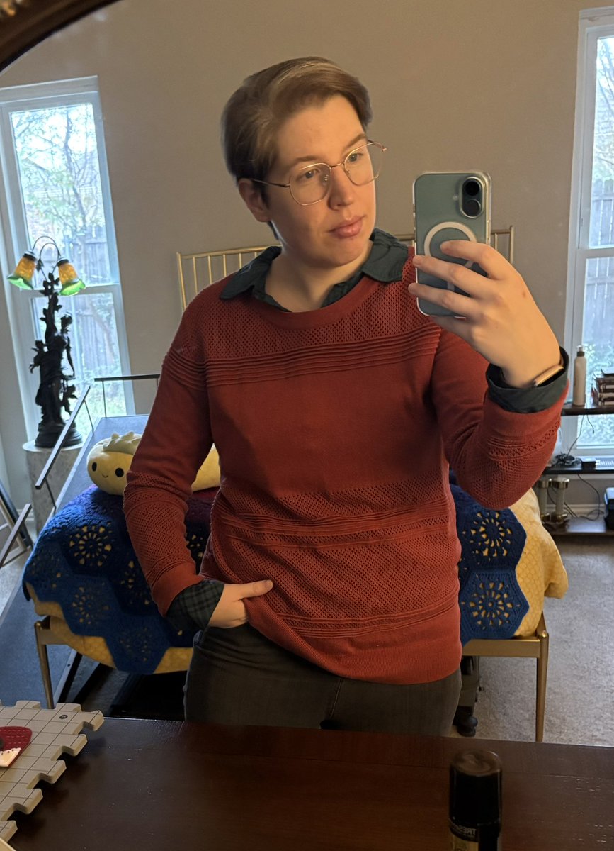 nvansistine's tweet image. Officially down over 20lbs since the beginning of fall. Being brave enough to work with an incredible nutritionist is repairing 20 years of a strained relationship with my body, my health, and my daily experience with food. 💖