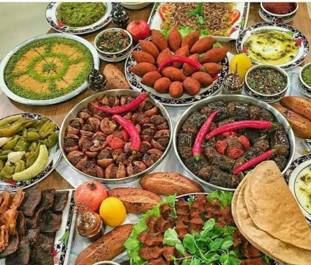 Medcezir135877's tweet photo. @stats_feed Gaziantep mutfağı ilk 5 de olmalı kesin https://t.co/UQAYGUTia4