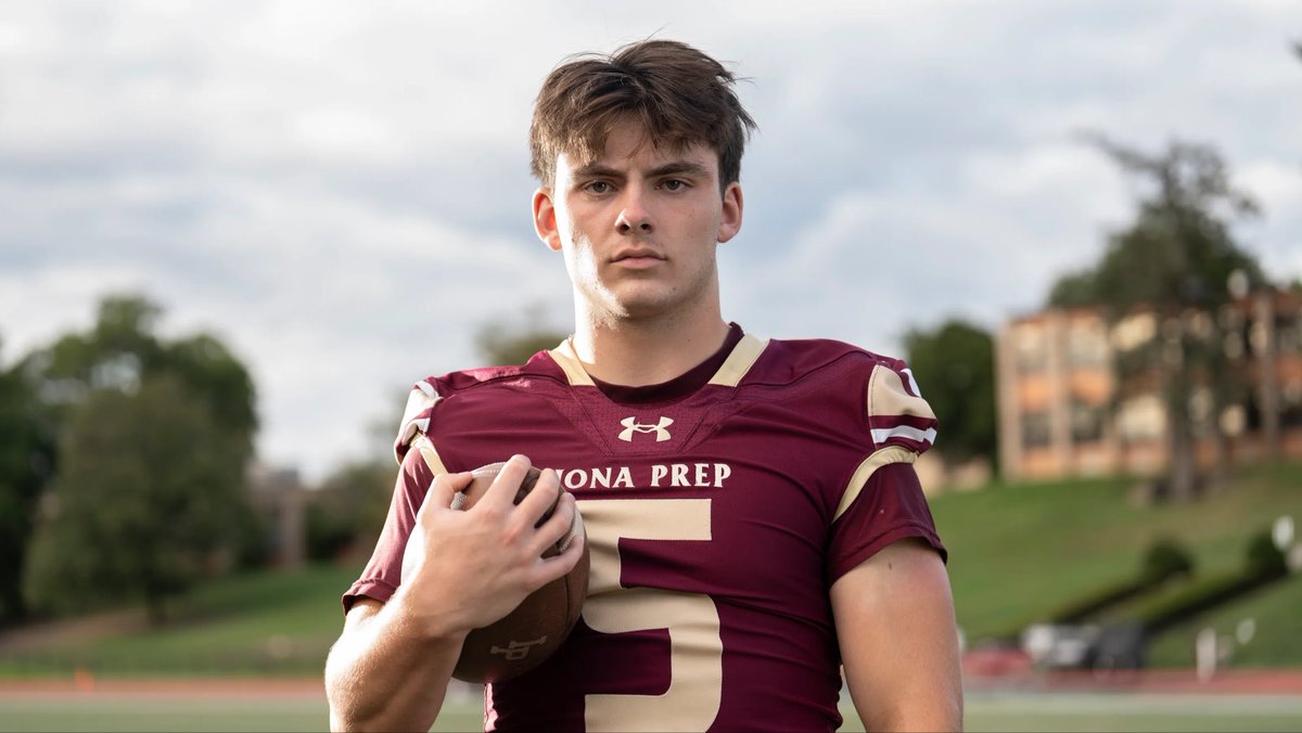 Iona Prep Football tweet media