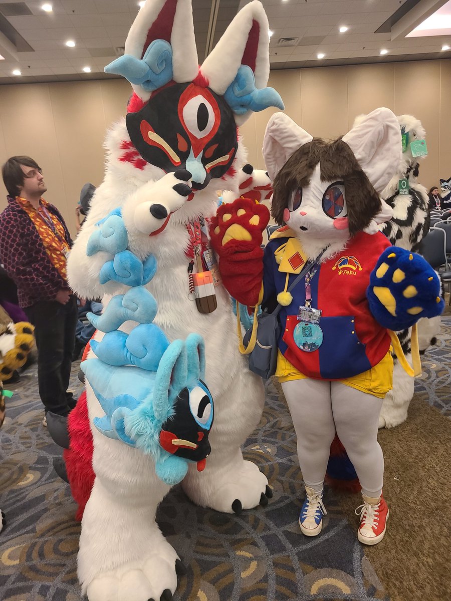 CatSnacks tweet media