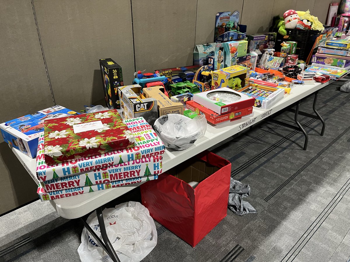 str8st's tweet image. Pray as Jeri Harris and her amazing team have started collecting and wrapping Prison Fellowship Angel Tree gifts. Blessed as Straight Street started this partnership in 1999.