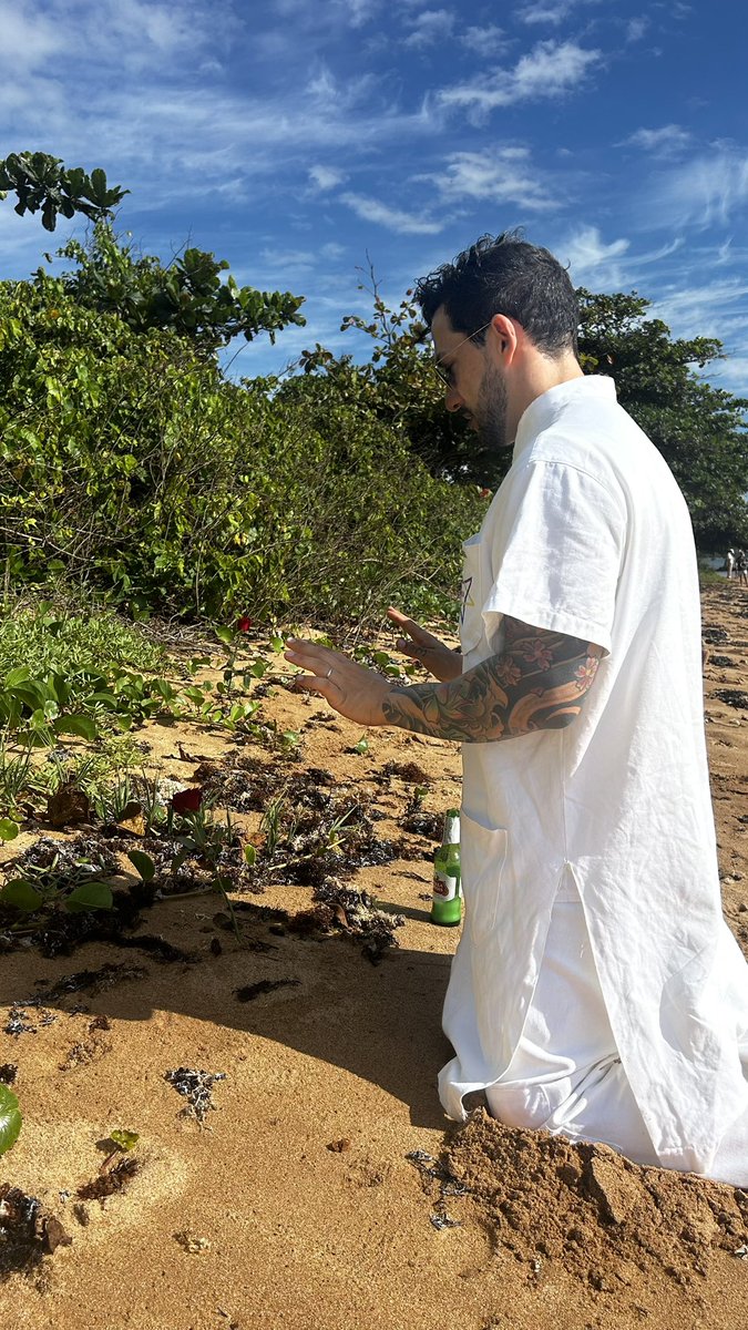 Ser macumbeiro é bom demais. 😍🤍📿