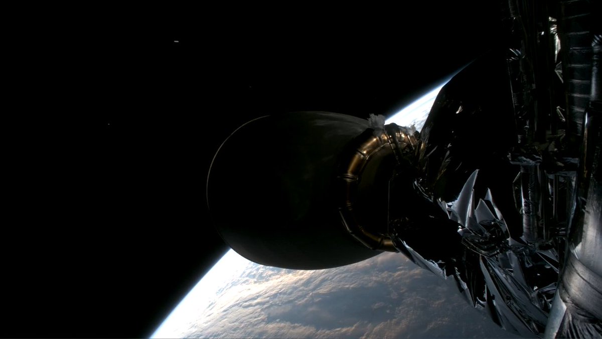 SpaceX's tweet image. 