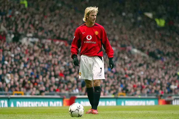 TOncelar's tweet image. Chelsea's version of Garnacho v. Manchester United's David Beckham?