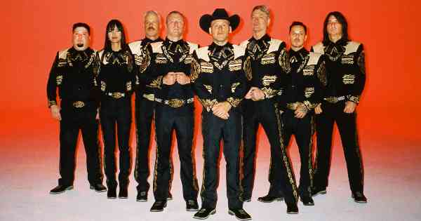 Newcastle turns up the heat as Mariachi El Bronx ride into town dlvr.it/TPhGG4 #News