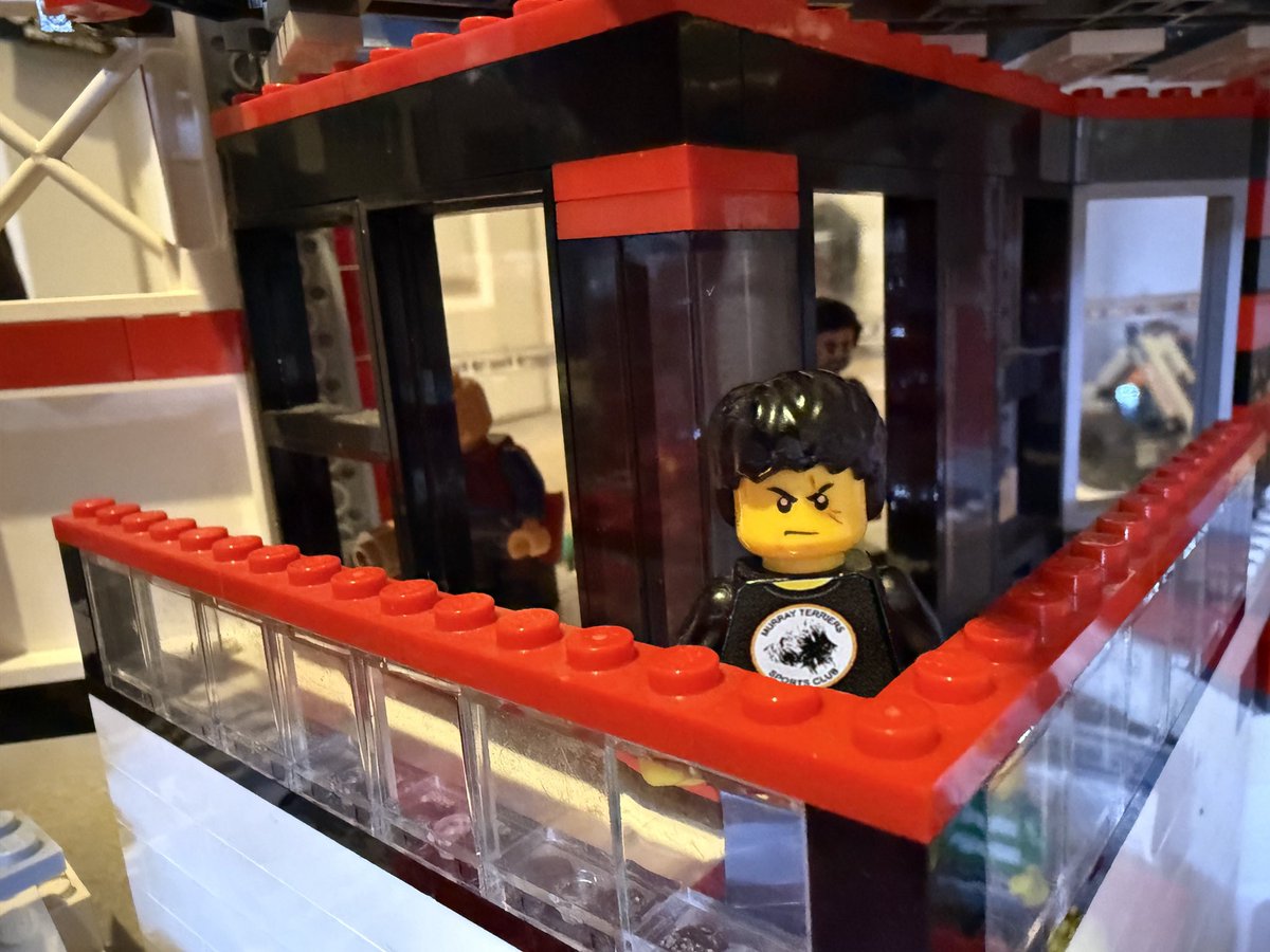 We’re underway here with <a href="/MurrayTerriers/">Murray Terriers SC 🐕</a> watching along from the executive box…