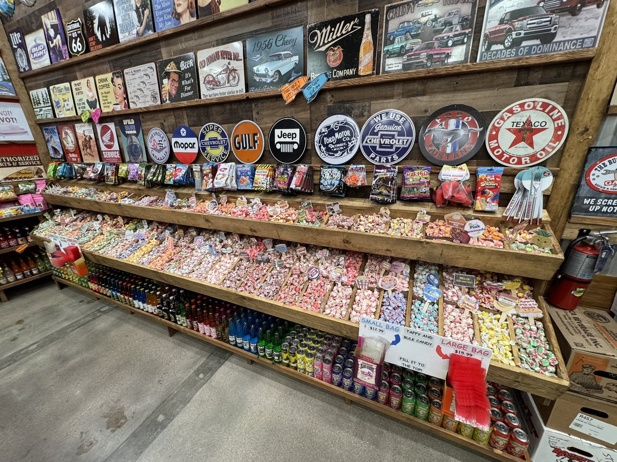 Rocket Fizz Soda Pop and Candy Shop has opened at Miracle Mile Shops at Planet Hollywood.

They offer a ton of retro candies, glass bottle sodas, and nostalgic treats. 

It’s the brand’s first Strip location and a fun stop for anyone exploring the shops.

You can find it next to