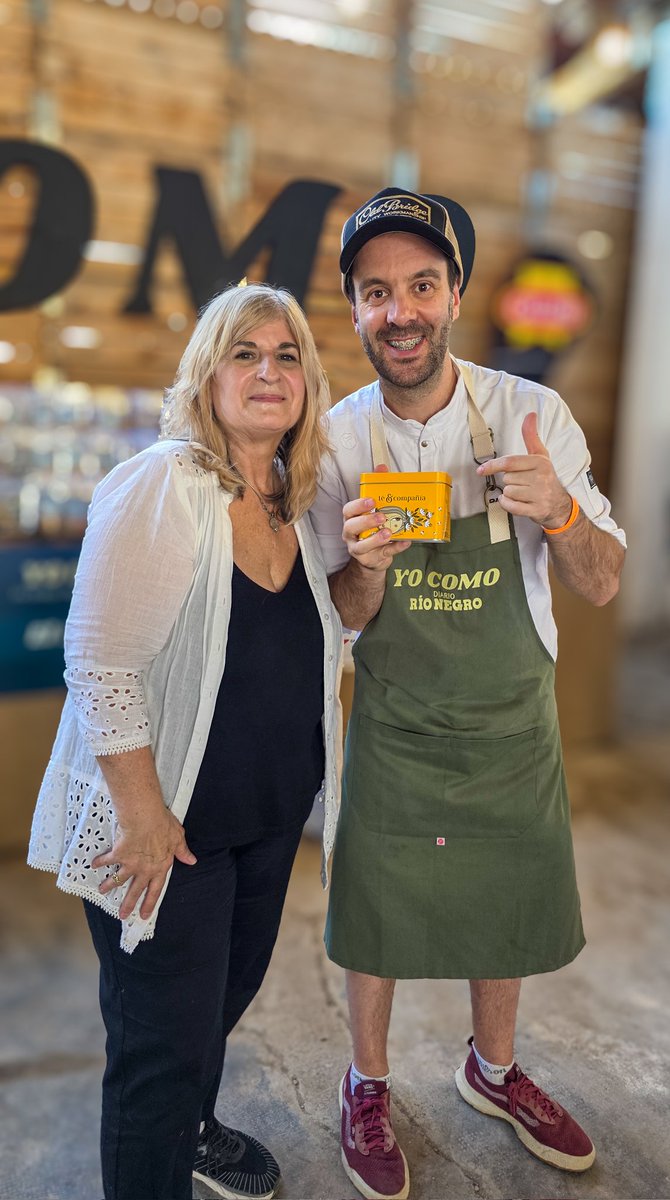 El mejor plan del finde fue la visita al festival #YoComo de <a href="/rionegrocomar/">Diario Río Negro</a> y la charla con los genios de <a href="/ChefPacoAlmeida/">Paco Almeida</a> y <a href="/FMilanessi/">MILA</a>.
Y llevamos CELEBRAR tal cual lo prometido hoy por acá 🙌🏻 😍