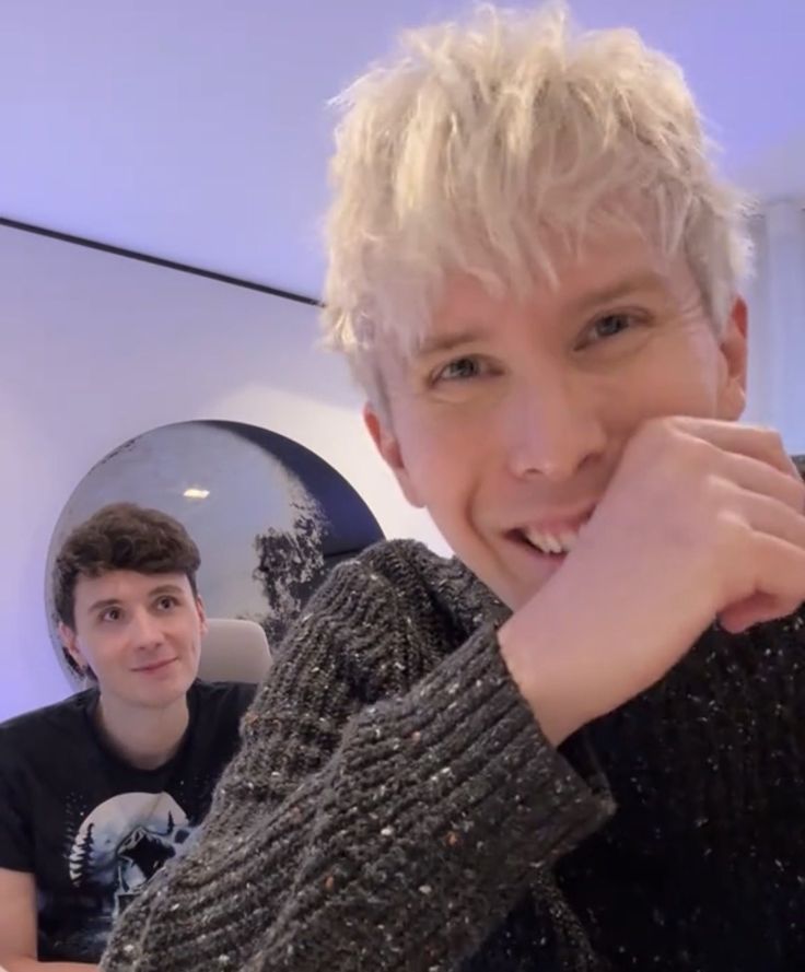 FlynndersFields's tweet image. why would dan and phil need wedding rings? 

are the smile lines they've engraved on each other's faces not infinitely more permanent than marriage?