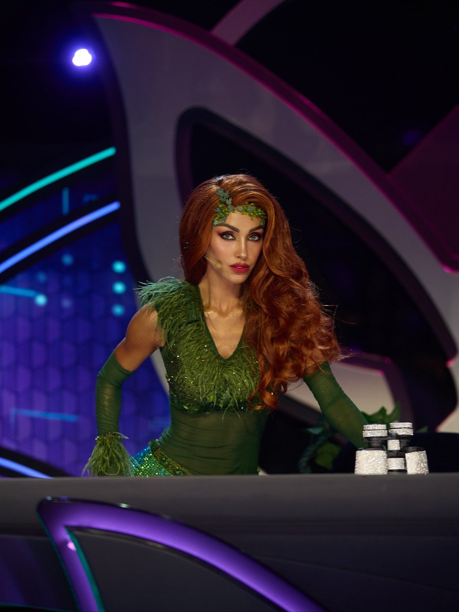 Semifinal de <a href="/eslamascara/">¿Quién es la Máscara?</a> ¿y ya podemos empezar a pedir a <a href="/Anahi/">Anahi</a> en la temporada 8? <a href="/Foxmuller29/">miguel angel fox</a> <a href="/Cuquis/">Cuquis Razo</a> 😍