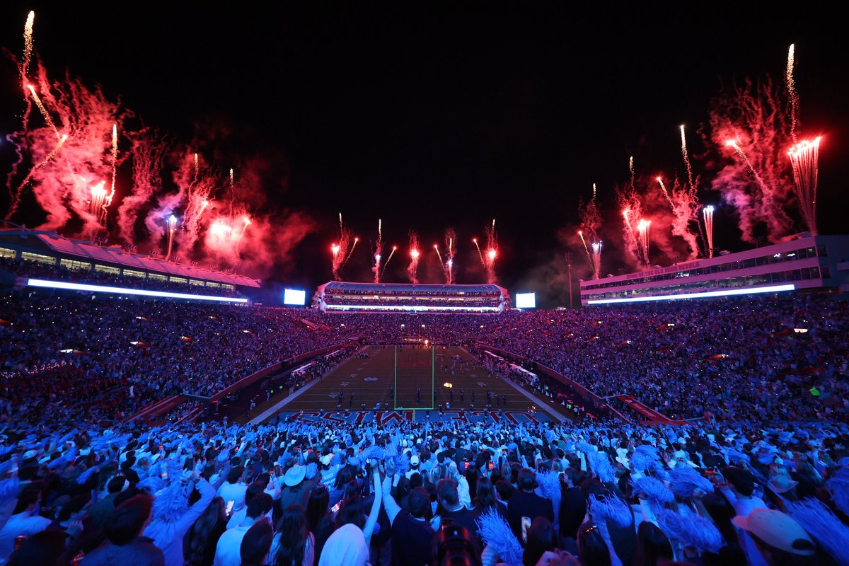 SSN_OleMiss's tweet image. Finally, after all these years, this team pulls through. Season after season it’s been nothing but heartbreak — 4th &amp;amp; 25 in 2015, Treadwell’s injury at the goal line vs Auburn in 2014, Corral’s Sugar Bowl injury in 2021, last year’s collapse against Florida, and so many more. But…