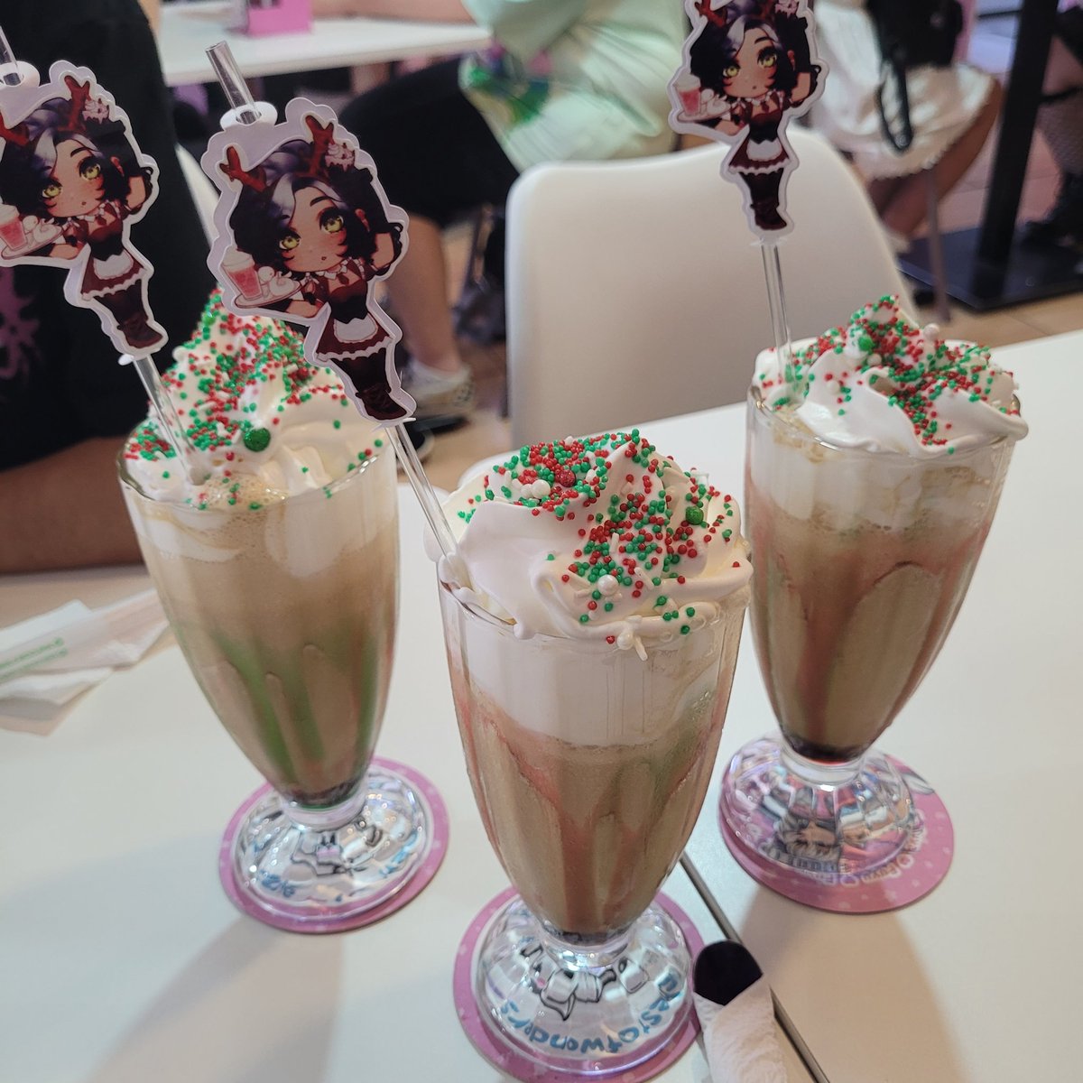 JennyTsukino's tweet photo. Arrastei meus mods pro eventinho da @SankyoProject ❤️ no Maid café.

Parabéns meninas! Tudo muito lindo, tudo muito fofo! 🥰 https://t.co/jSA9P5G22D