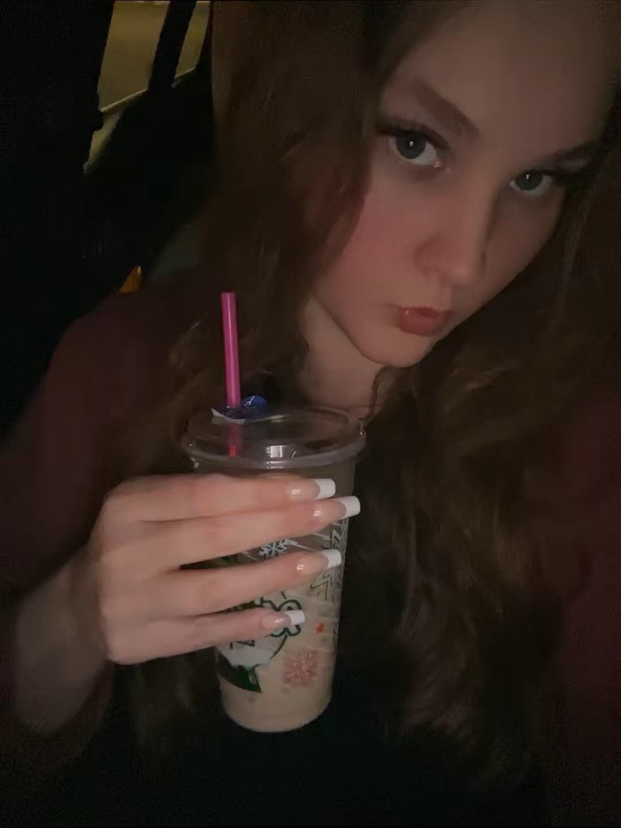 XGoddessC's tweet image. My favorite😍 banana bread chai 

Findom Indiana