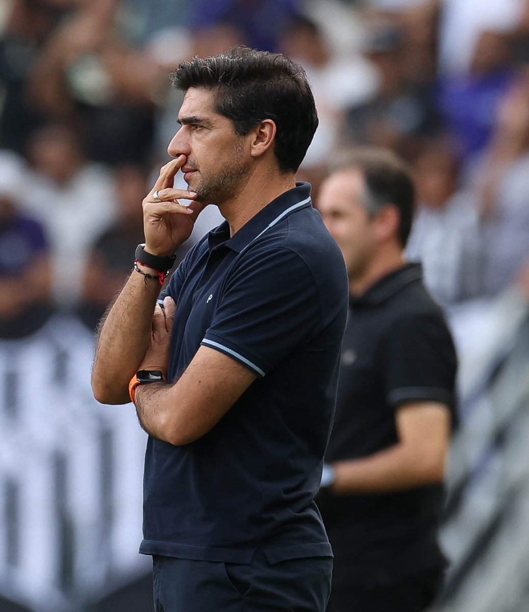futebol_info's tweet photo. Palmeiras quer Jhon Arias a pedido de Abel Ferreira.

O treinador português colocou o meia-atacante do Wolverhampton como um dos seus principais alvos para 2026.

A ideia é que Arias "assuma o posto" de Raphael Veiga, que está em baixa.

🗞 @portalR7
📸 FCF | Cesar Greco/SEP https://t.co/11bdyOPJl6