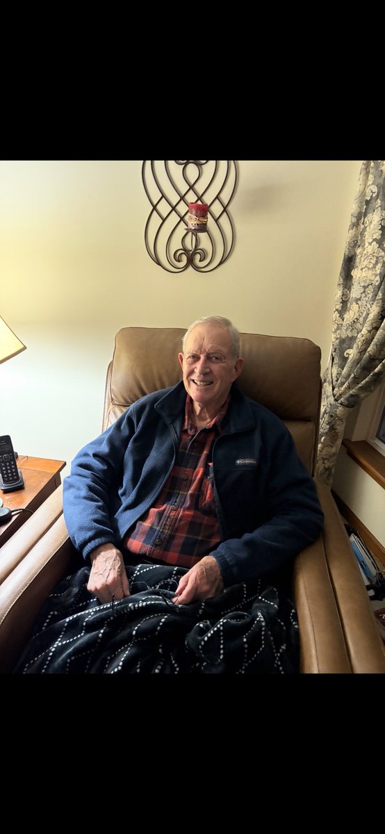 Tonight our girls participated in ILLUMI-NIGHT!  We chose to light up the night for Mr. Roggenburk!  Thank you Mr. Roggenburk for being a lifelong Blue Streaks Fan!  #KeepGoing25 #MagsProud