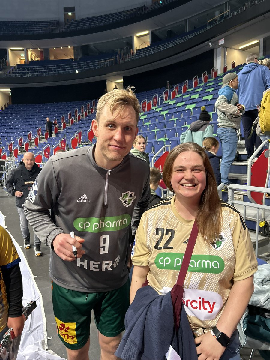 F1russell63's tweet photo. 💚
#handball #recken https://t.co/n8b7Nhw7Jf