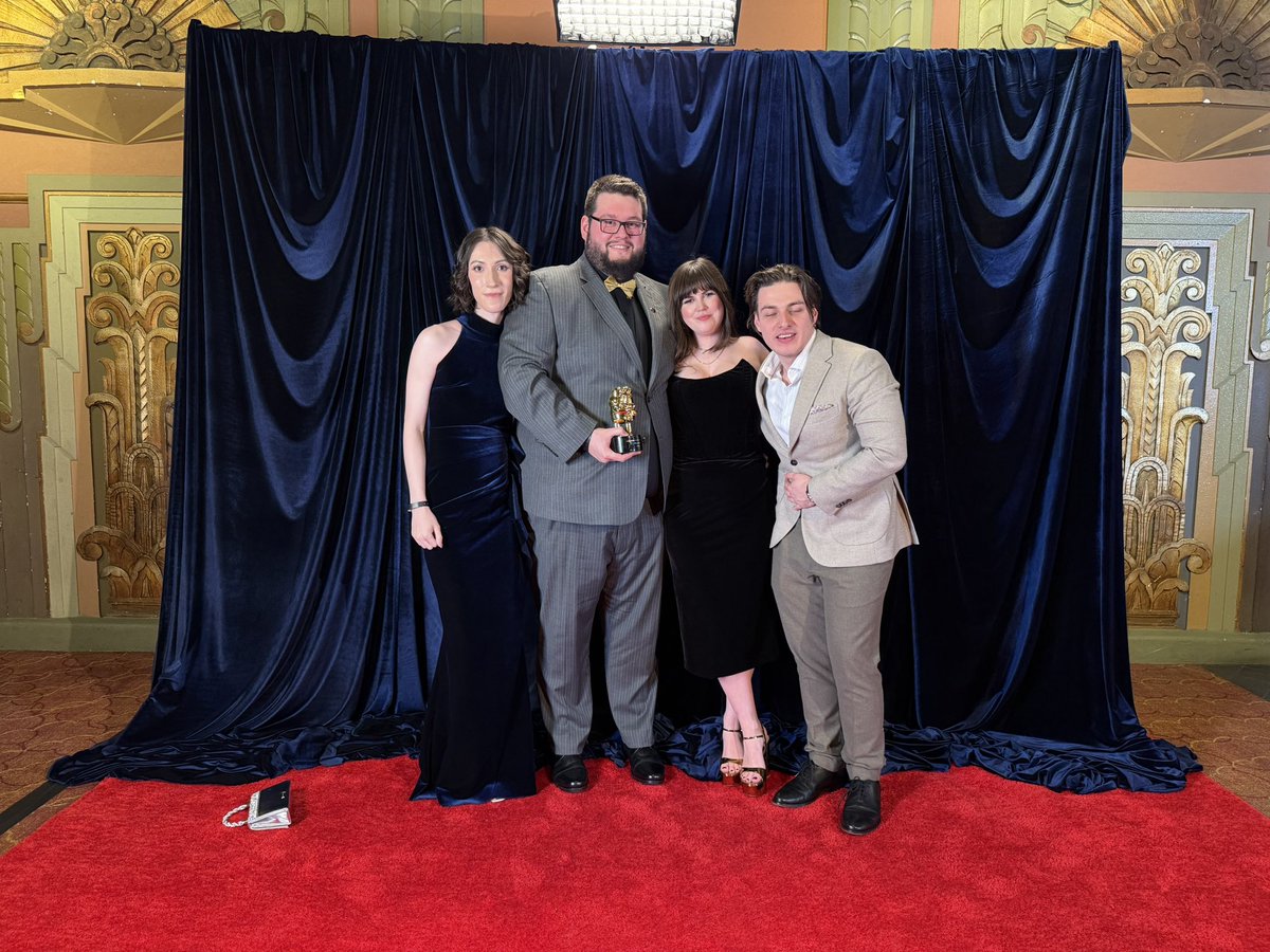 A couple more of my favorite photos from streamer awards yesterday