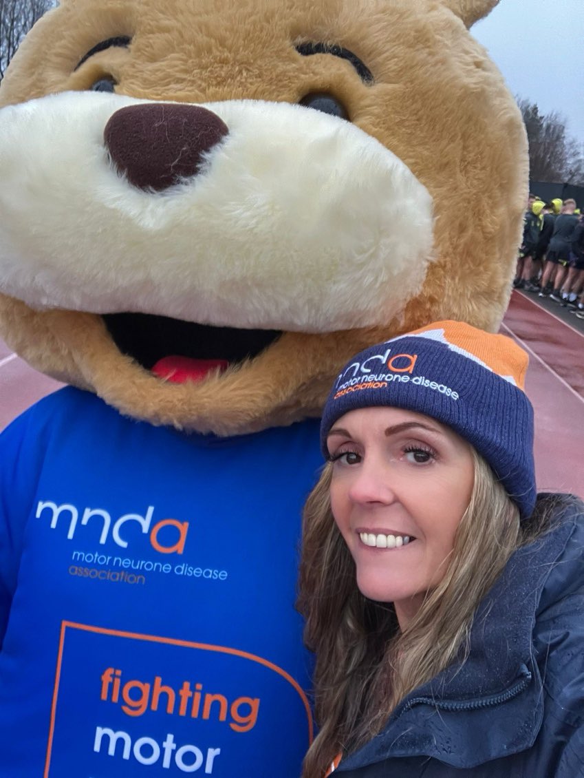 Staceyk51's tweet photo. That’s a wrap 🥁 What a week of phenomenal fundraising and incredible impact from the absolute legend that is Kevin Sinfield &amp; his 7In7 team👏🏼👏🏼

#7In7Together #TeamMND #ProudFundraiser https://t.co/37JifmRqWf