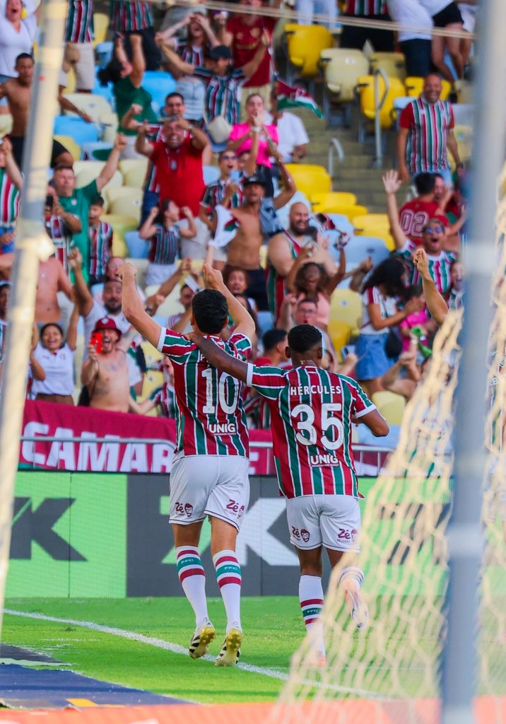 Ô lê lê… ô lá lá… 🪄

📸 <a href="/rsantosarantes/">Rafael Arantes</a>