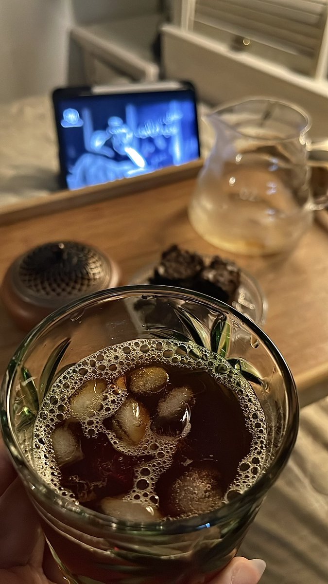 النُّور tweet media