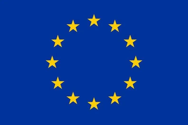 centannidi's tweet photo. Solo uniti in una Federazione Europea riusciremo a mantenere la nostra libertà. 
Usa, Cina e Russia non vedono l'ora di assoggettare i singoli stati europei ai loro interessi.
#ThisIsMyFlag
#EU
#Europa
#UnioneEuropea https://t.co/2LcckHcTFv