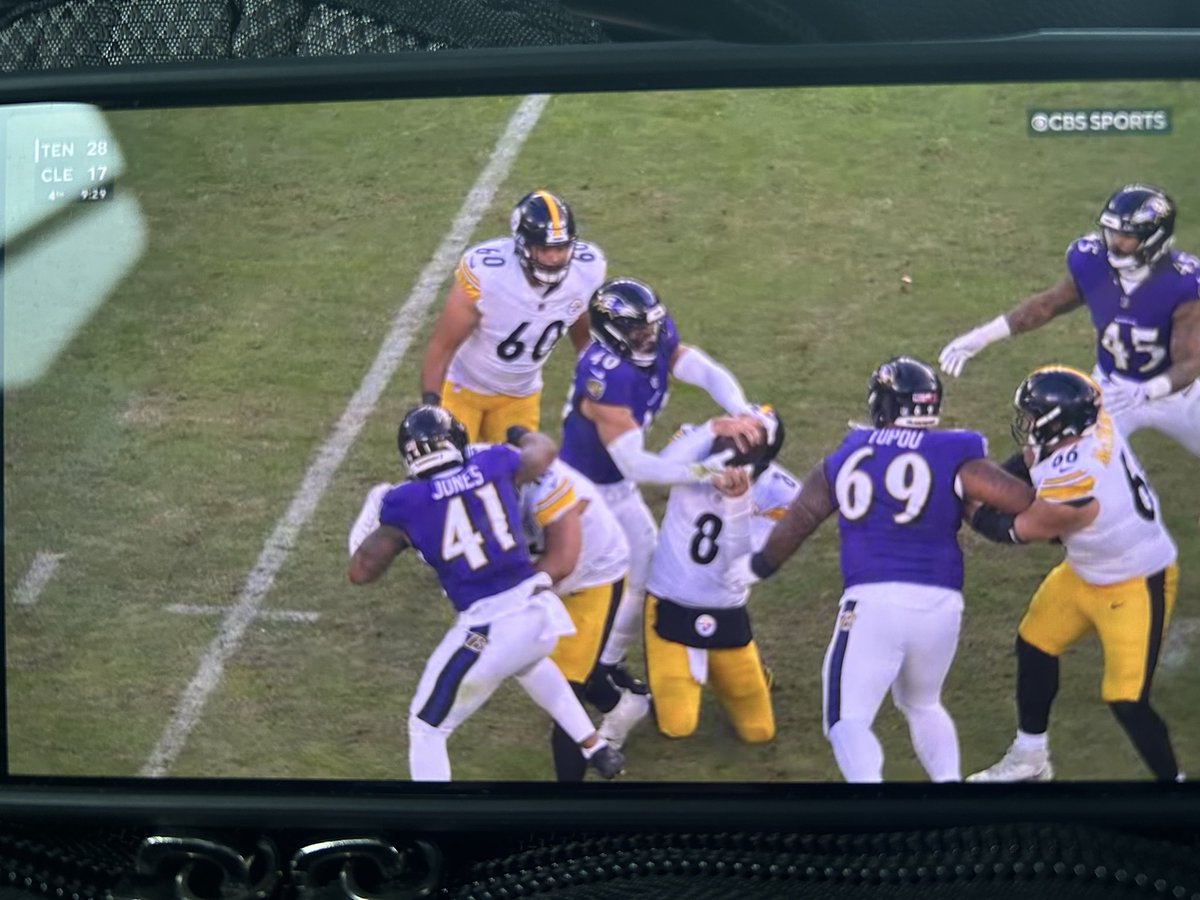 B_Croye35's tweet photo. @JohnHarbaugh_ not wrong https://t.co/kr7ni5AaQX
