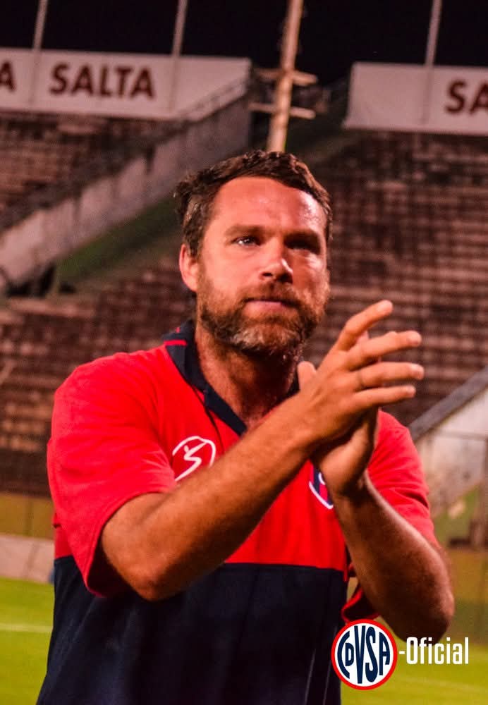 📜 ASÍ FORMA SAN ANTONIO PARA ENFRENTAR A PUCARÁ

(1-4-2-3-1)
1- Santiago Soria
 2- Cristian Guanca
3- Jorge Velazco 
4- Fernando Acevedo
5- Flavio Guanca
6- Gabriel Kelly
7- Farid Aguierre
8- Aarón Martínez
9- Leonardo Villa
10- Raúl Zelaya
11- Leonardo Reinoso
DT: Martín Martos