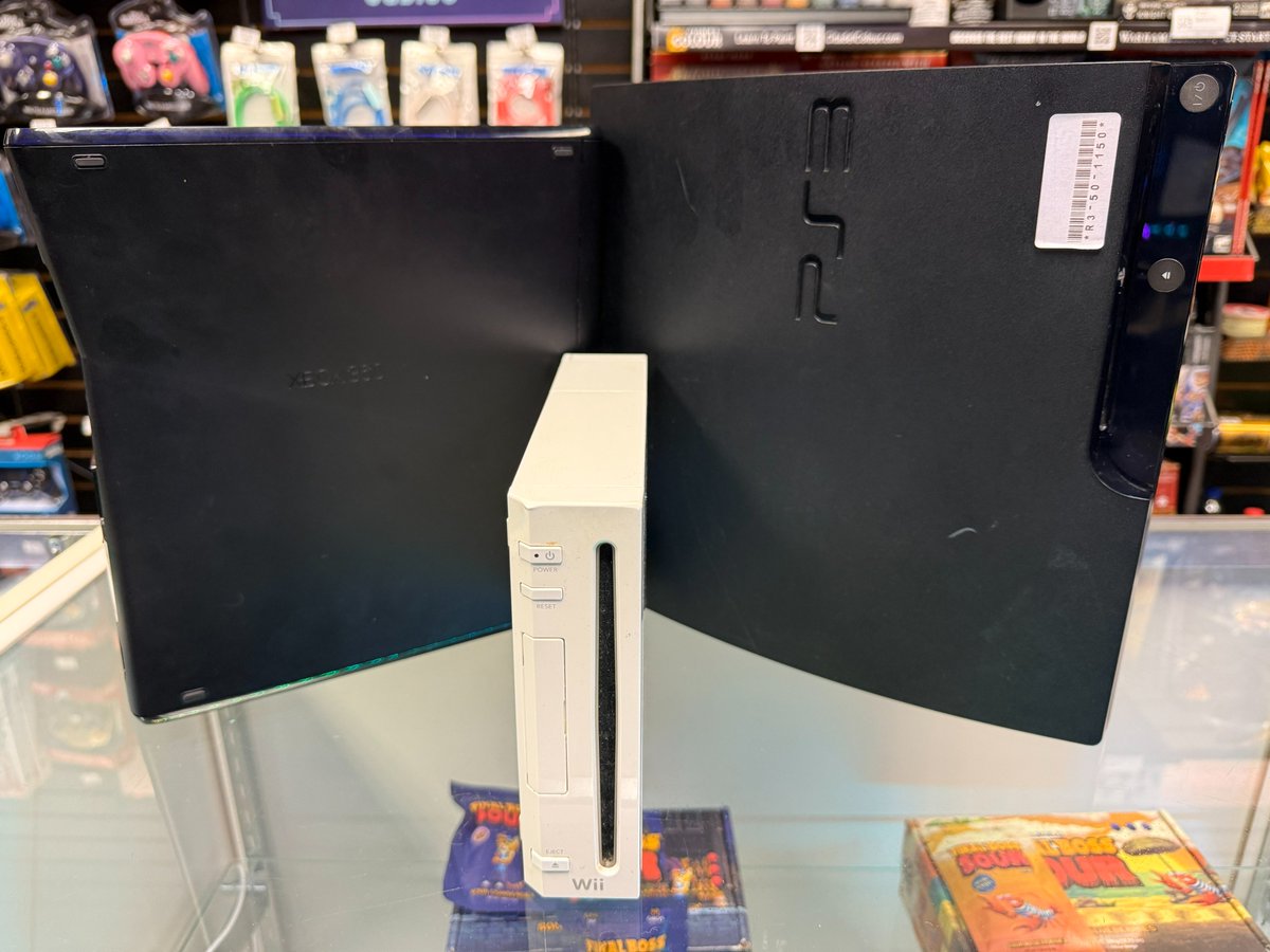 theforgegg's tweet photo. 🎮 Nostalgia unlocked at The Forge!
From the OG Xbox to the PS4, plus the Wii &amp; Wii U, we’ve got the classics that shaped gaming.

📍 Stop in today and power up your collection!
#TheForgeGaming #RetroGaming #Xbox #PlayStation #Nintendo https://t.co/FN7FnzSKyB