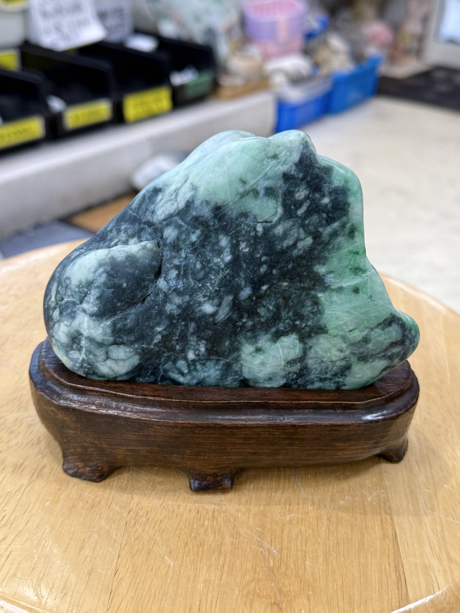 今日のヒスイは、 「ザ・金山⚫️🟢‼️」です😁 金山系（金山谷）と言