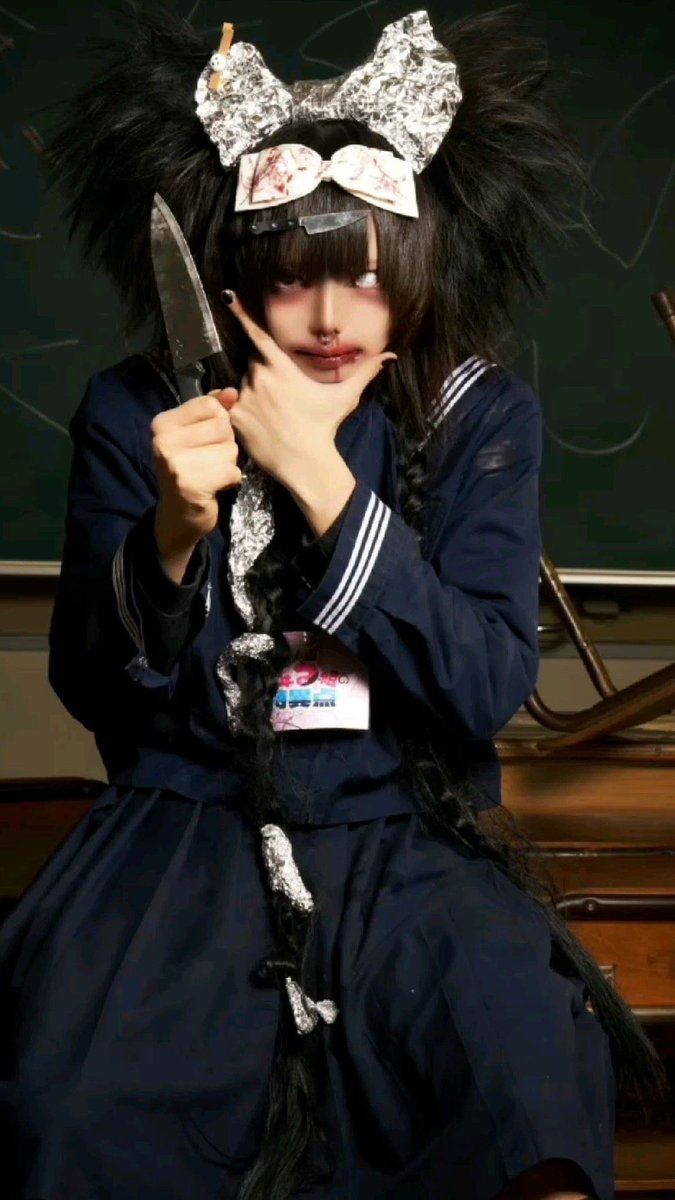 RIP hiro's huge fluffy pigtails 2023-2025😿 gone too soon..