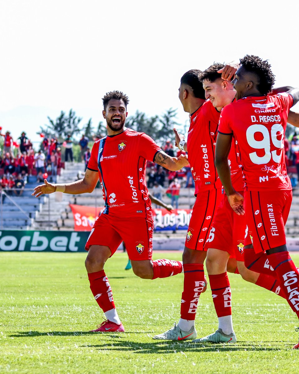 Con hombría y amor propio El Nacional obtiene el triunfo 3-1 frente a #Aucas en el estadio La Cocha de Latacunga. 

Anotaron para El Rojo, Andrés Mena, Djorkaeff Reasco y Jeison Chalá. 

#ElNacional🔴🇪🇨