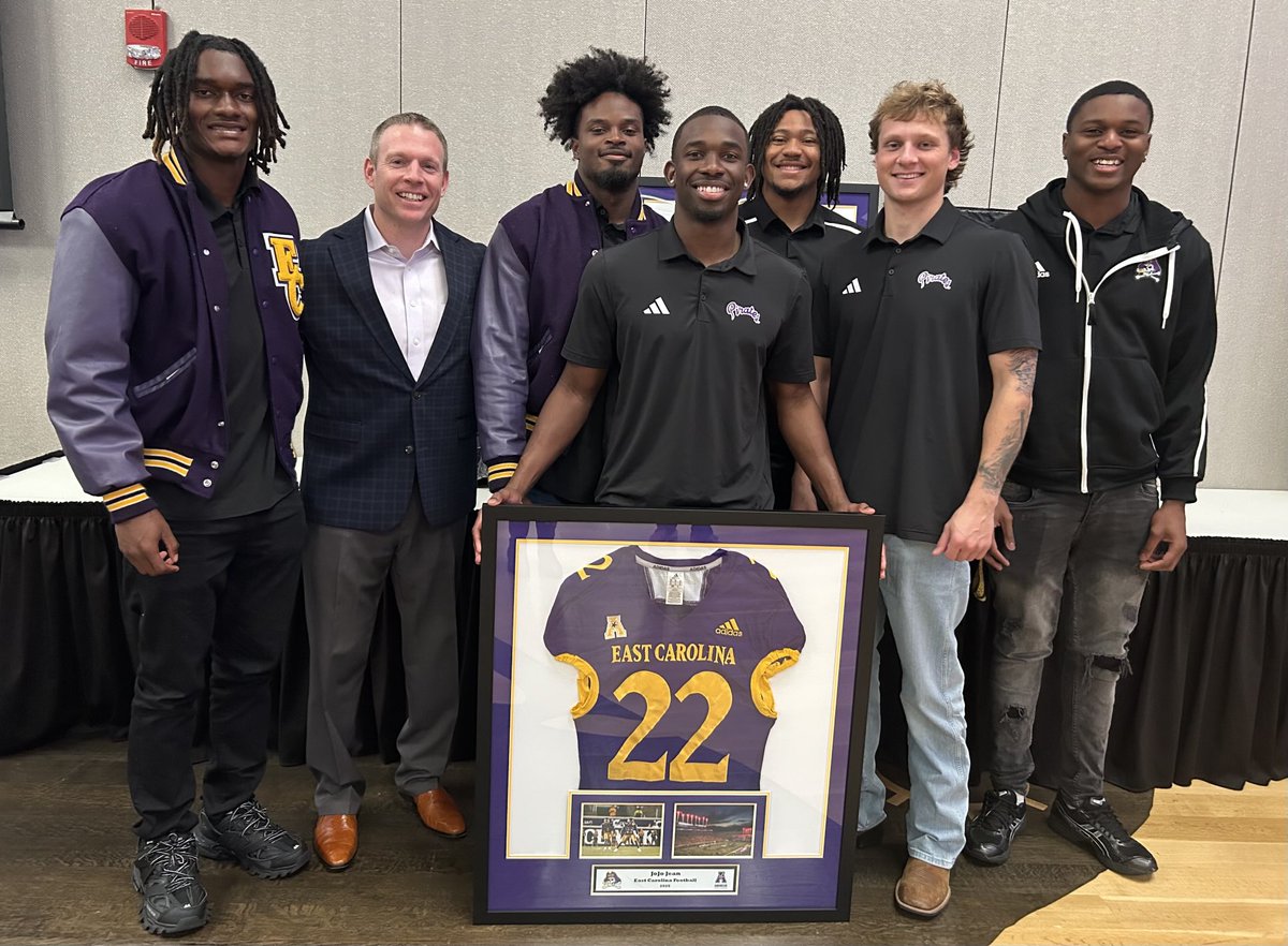 CoachButterECU's tweet image. Proud of these dudes, thankful to be their Coach 🏴‍☠️🏴‍☠️🏴‍☠️ @Adam_Cole21 @KJMerrell ⁦@JojoJean26⁩ ⁦@totufmarmar⁩ ⁦@Amoye1334⁩