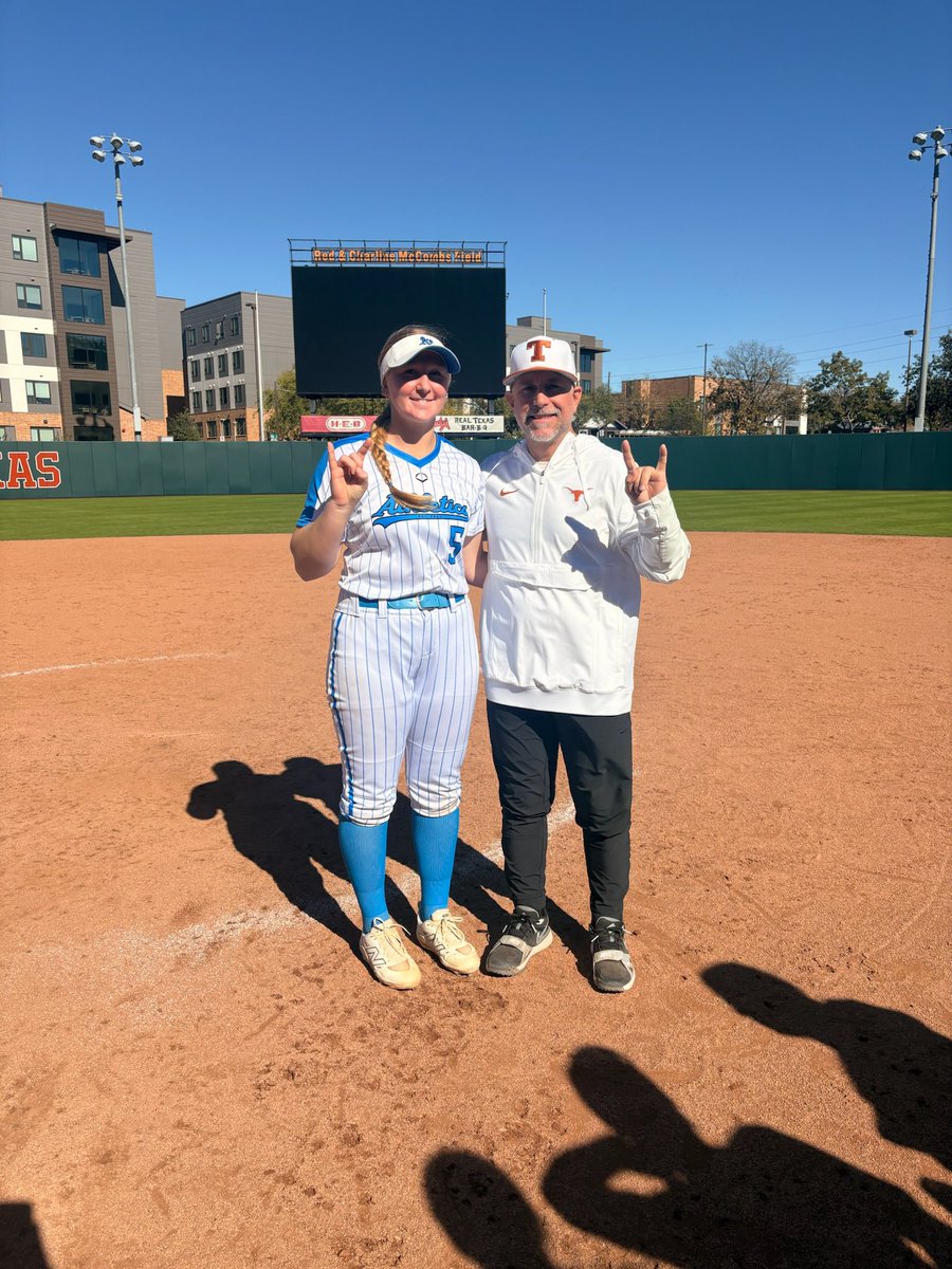 Lilly Ingmire tweet media