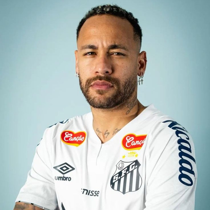 Salgan ahora uno por uno todos los anti que esperaban a que el Santos descienda. 

Un equipo nivel Serie B y clasifica a la Sudamericana.

Neymar jugó roto y todo con un equipo muy malo a su lado. 

Los que dicen que "no va más" no vieron ni un partido completo de él este año .