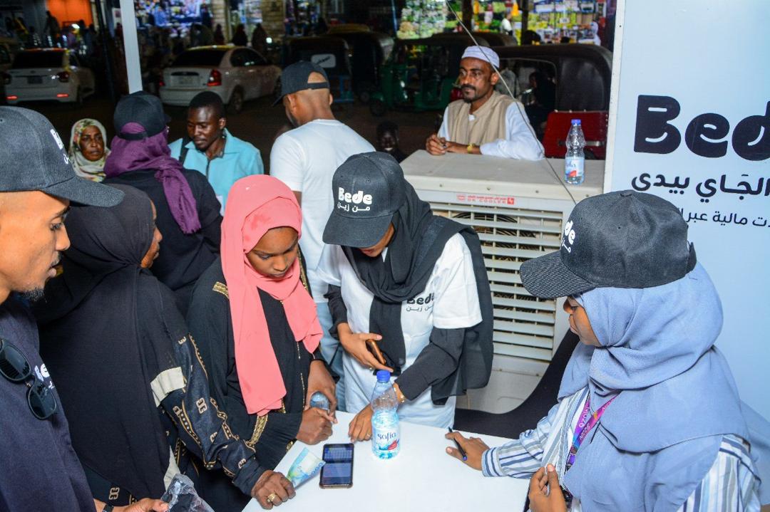 فعالية #بيدي ( Bede) مستمرة في أم درمان!

شكراً لكل الناس الزارونا اليوم  ..  شارع الوادي جوار سوبرماركت اليقين   ...

 مبروك للفائزين  💥👏
نلقاكم  في نفس المكان  بكره  .. جوائز وهدايا   للحضور  🥳 ... 
 من الساعة 4 عصرا حتى 9 مساء ..

#كل_الجاي_بيدي
#بيدي_سودان
#زين_سودان