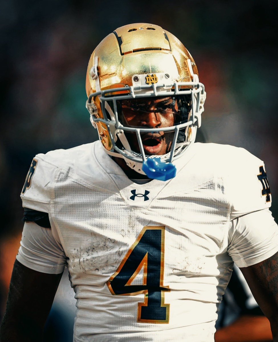 Notre Dame should spend 240k on a $30 million dollar injury insurance for Jeremiyah Love to return to ND for the 2026 season.

si.com/college/2016/0…